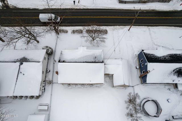 43 Sherwood Avenue, East Greenbush, NY 12144