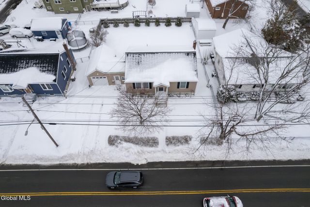 43 Sherwood Avenue, East Greenbush, NY 12144