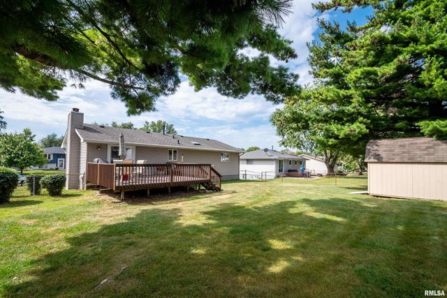3227 W WILSHIRE Drive, Peoria, IL 61614