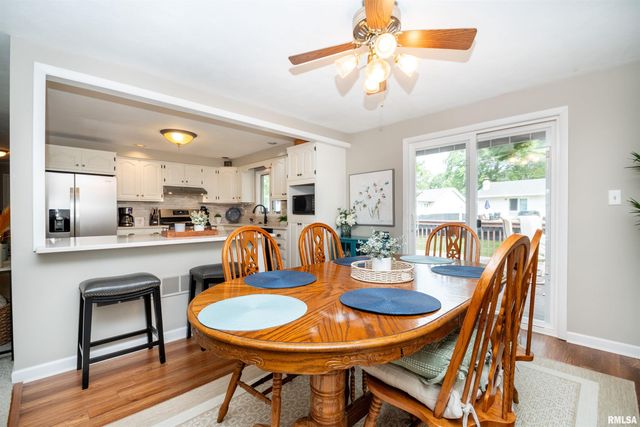 3227 W WILSHIRE Drive, Peoria, IL 61614