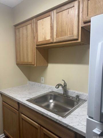 2129 Pat Booker Rd Apt 2, Universal City, TX 78148