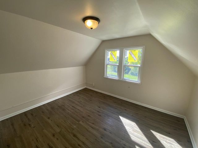 4702 N 31st STREET, Milwaukee, WI 53209