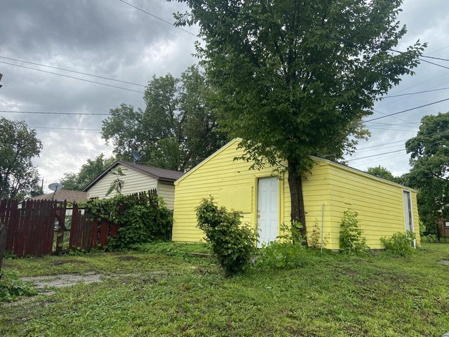 4702 N 31st STREET, Milwaukee, WI 53209