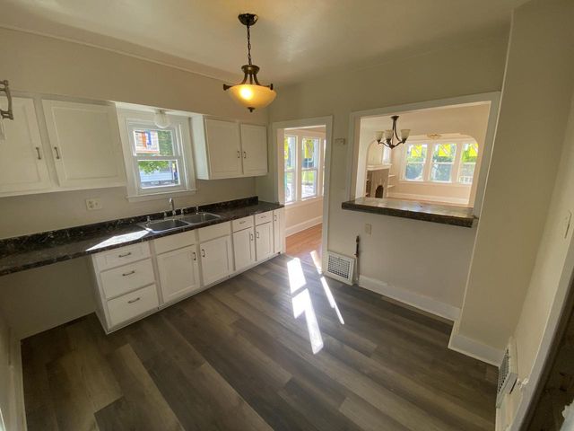 4702 N 31st STREET, Milwaukee, WI 53209