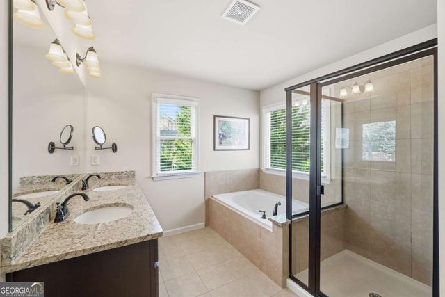 7232 Lake Sterling Boulevard, Flowery Branch, GA 30542