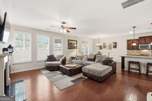 7232 Lake Sterling Boulevard, Flowery Branch, GA 30542