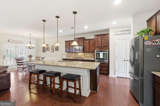 7232 Lake Sterling Boulevard, Flowery Branch, GA 30542