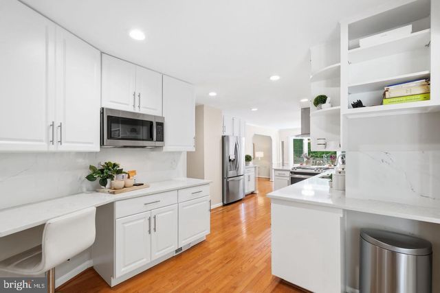 10240 COLEBROOK AVE, Potomac, MD 20854