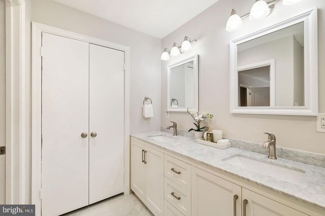 10240 COLEBROOK AVE, Potomac, MD 20854