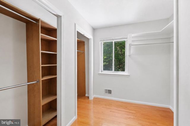10240 COLEBROOK AVE, Potomac, MD 20854