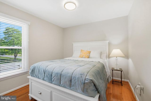 10240 COLEBROOK AVE, Potomac, MD 20854