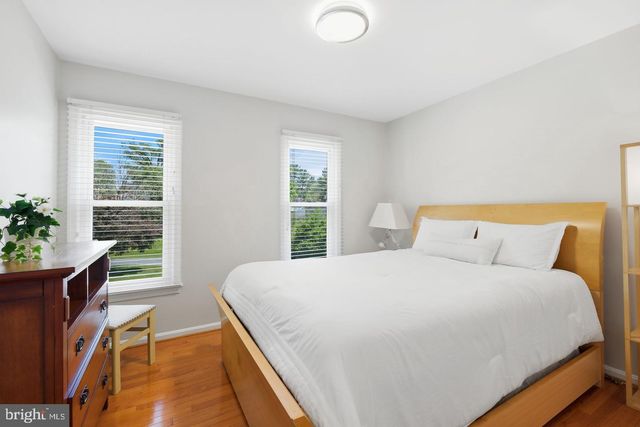 10240 COLEBROOK AVE, Potomac, MD 20854