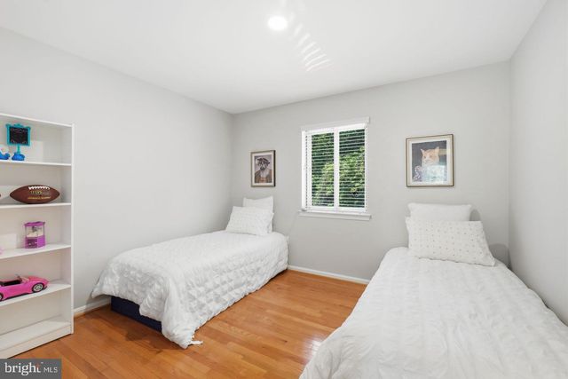 10240 COLEBROOK AVE, Potomac, MD 20854