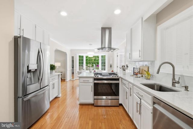 10240 COLEBROOK AVE, Potomac, MD 20854