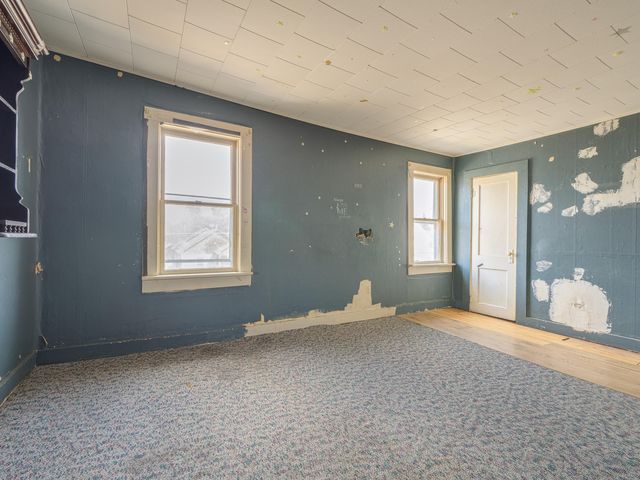 20 Leboeuf Street, Tupper Lake, NY 12986