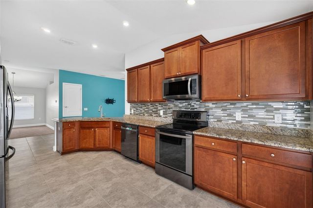 649 MEADOW POINTE DRIVE, Haines City, FL 33844