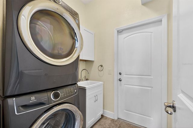 649 MEADOW POINTE DRIVE, Haines City, FL 33844