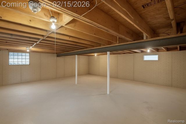 2136 Brock Street, Keego Harbor, MI 48320