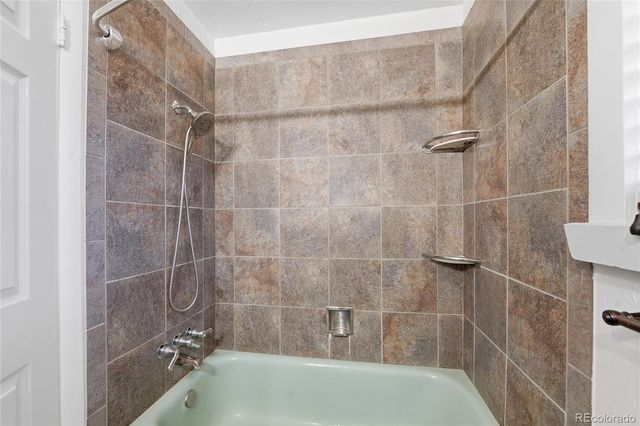 8111 E Briarwood Boulevard, Centennial, CO 80112