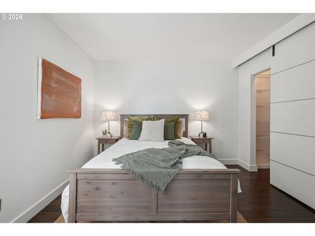 315 Nw UPTOWN Ter A1, Portland, OR 97210