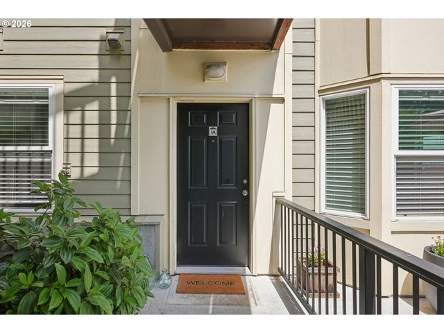 315 Nw UPTOWN Ter A1, Portland, OR 97210