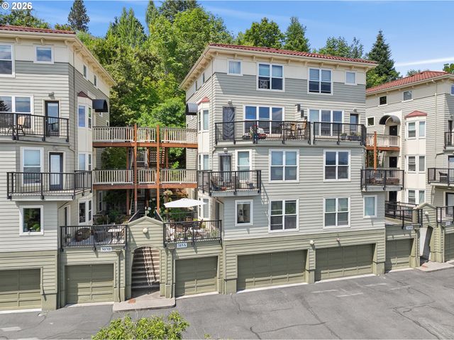 315 Nw UPTOWN Ter A1, Portland, OR 97210