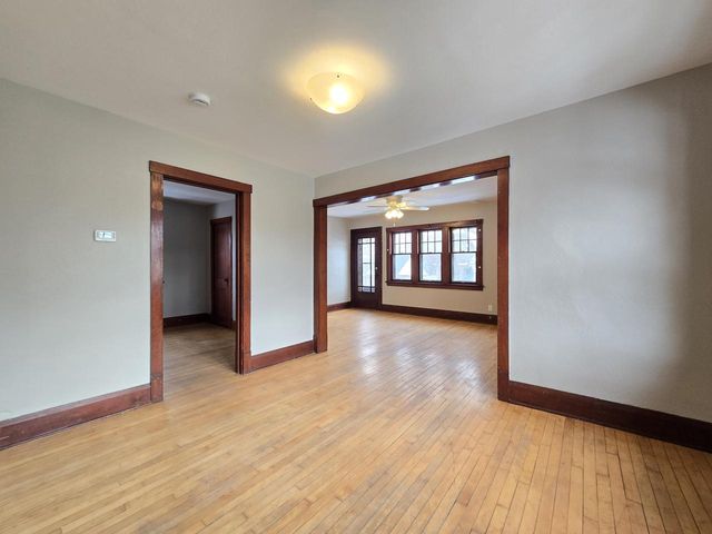 4839 N 18th STREET, Milwaukee, WI 53209