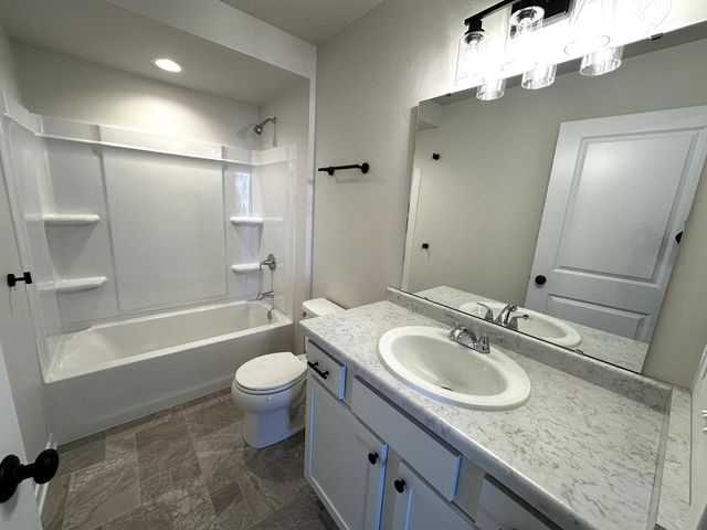 941 Sully WAY, Sheboygan Falls, WI 53085