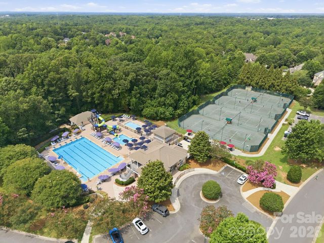1016 Firethorne Club Drive, Waxhaw, NC 28173