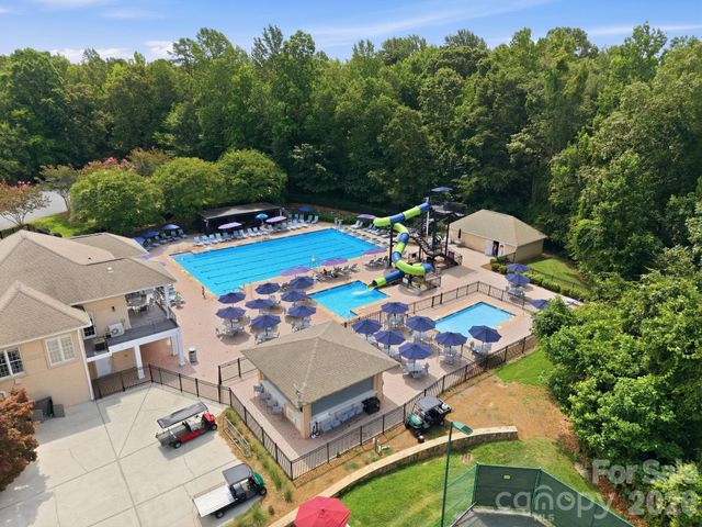 1016 Firethorne Club Drive, Waxhaw, NC 28173