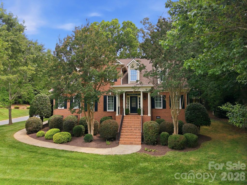 1016 Firethorne Club Drive, Waxhaw, NC 28173