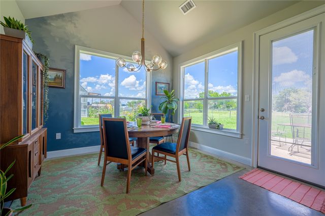118 Ruth Drive, Robinson, TX 76706