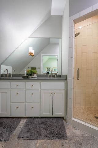 118 Ruth Drive, Robinson, TX 76706