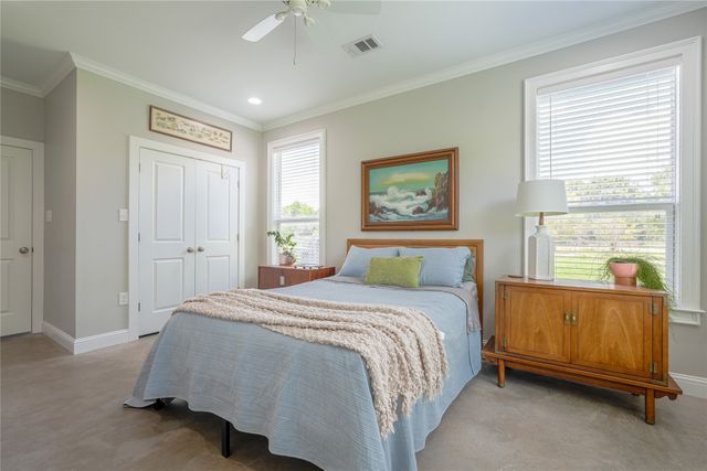 118 Ruth Drive, Robinson, TX 76706