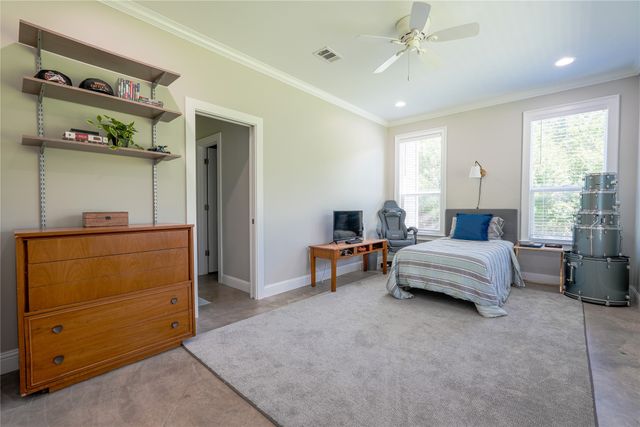 118 Ruth Drive, Robinson, TX 76706