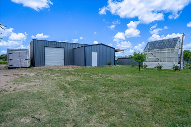 118 Ruth Drive, Robinson, TX 76706