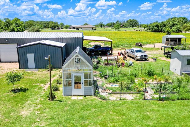 118 Ruth Drive, Robinson, TX 76706
