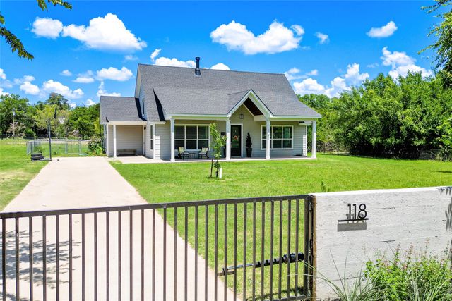 118 Ruth Drive, Robinson, TX 76706