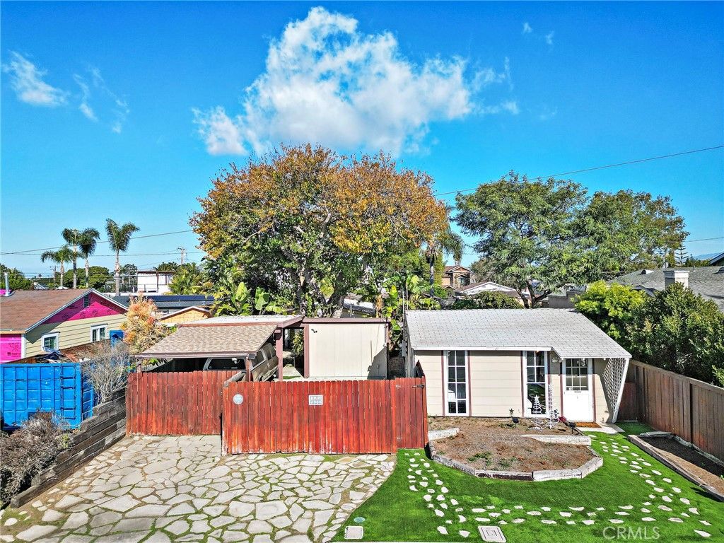 268 & 270 Walnut Street, Costa Mesa, CA 92627