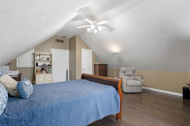 125 Cherokee Dr, White House, TN 37188