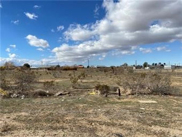 1 Hesperia Road, Hesperia, CA 92345