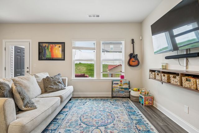 4508 Skywood Ln, Nashville, TN 37207