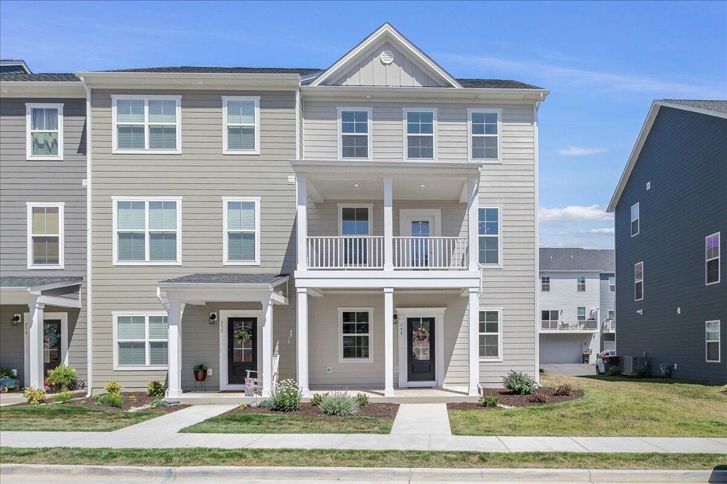 248 Colony AVE, Daleville, VA 24083