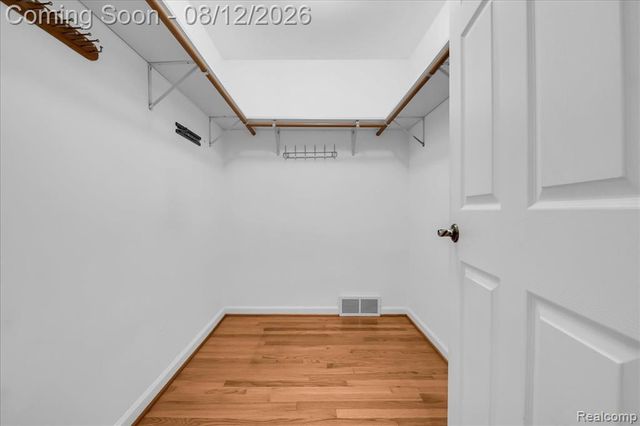 1719 Highview Street, Dearborn, MI 48128