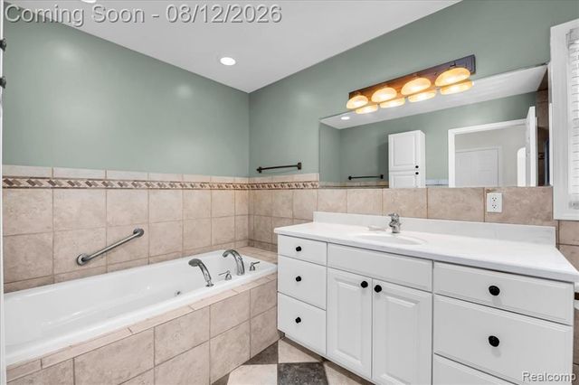 1719 Highview Street, Dearborn, MI 48128