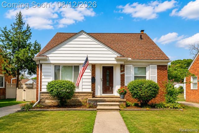 1719 Highview Street, Dearborn, MI 48128