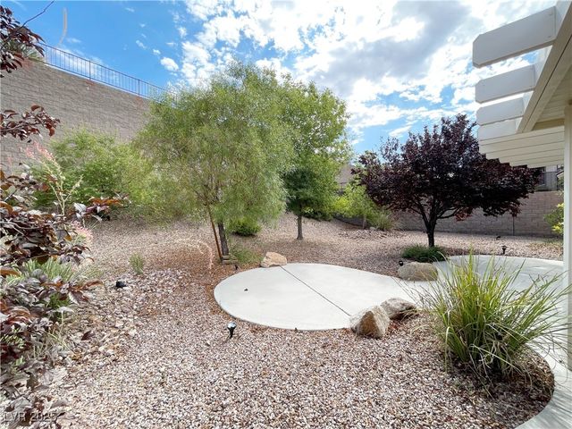 3056 Brownbirds Nest Drive, Henderson, NV 89052