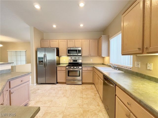 3056 Brownbirds Nest Drive, Henderson, NV 89052