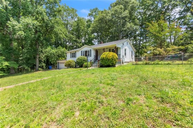 5 Jones Circle, Greenville, SC 29617