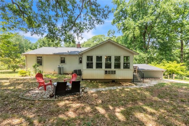 5 Jones Circle, Greenville, SC 29617